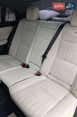 Седан Mercedes-Benz S-Class 2010 в 