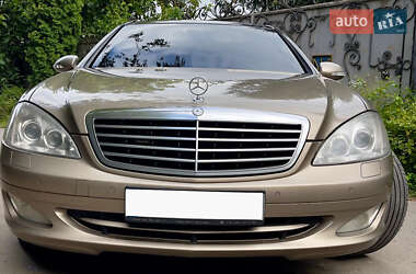 Седан Mercedes-Benz S-Class 2008 в 