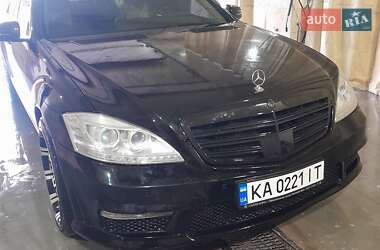 Седан Mercedes-Benz S-Class 2006 в 