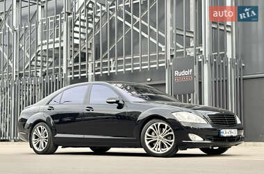 Седан Mercedes-Benz S-Class 2005 в Києві