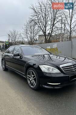Седан Mercedes-Benz S-Class 2012 в 