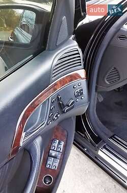 Седан Mercedes-Benz S-Class 2004 в 
