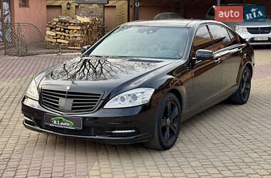 Седан Mercedes-Benz S-Class 2011 в 