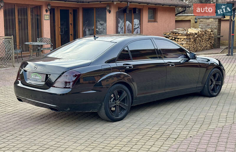 Седан Mercedes-Benz S-Class 2011 в Мукачево
