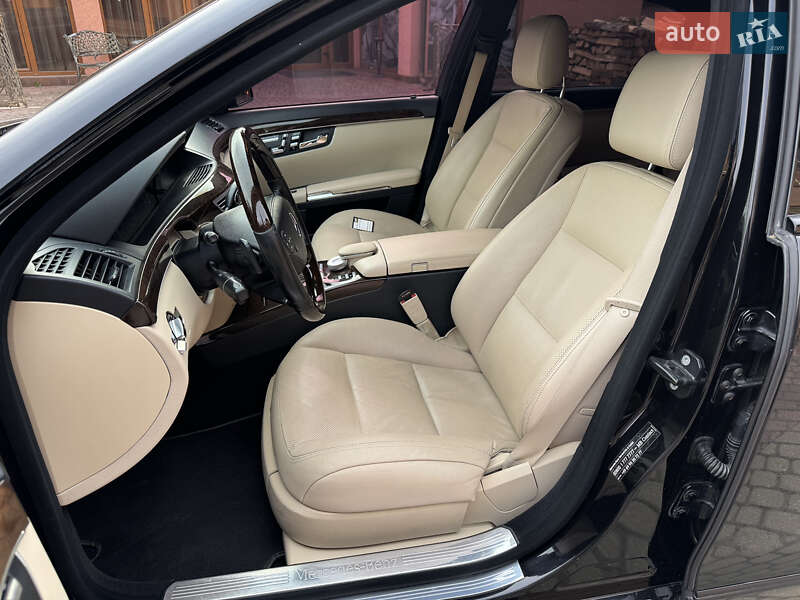 Седан Mercedes-Benz S-Class 2011 в Мукачево