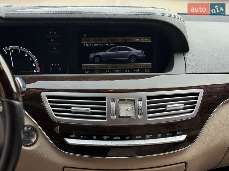 Седан Mercedes-Benz S-Class 2011 в Мукачево
