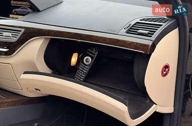 Седан Mercedes-Benz S-Class 2011 в 
