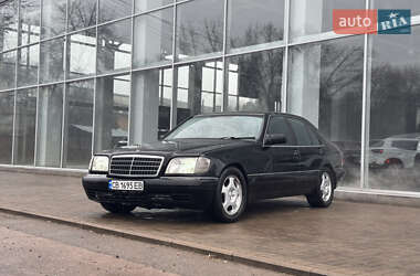 Седан Mercedes-Benz S-Class 1995 в Чернігові