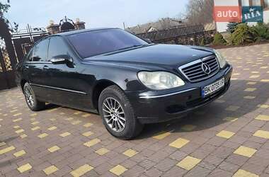 Седан Mercedes-Benz S-Class 2003 в Зарічному