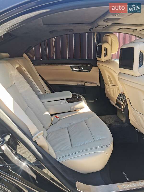 Седан Mercedes-Benz S-Class 2012 в Києві