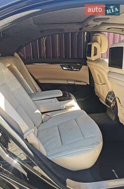 Седан Mercedes-Benz S-Class 2012 в 