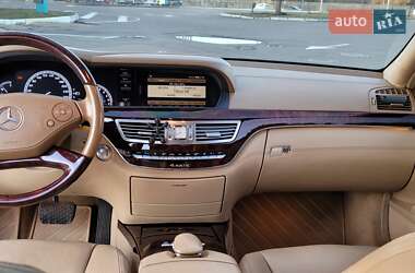 Седан Mercedes-Benz S-Class 2010 в 