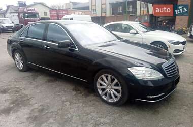 Седан Mercedes-Benz S-Class 2013 в 