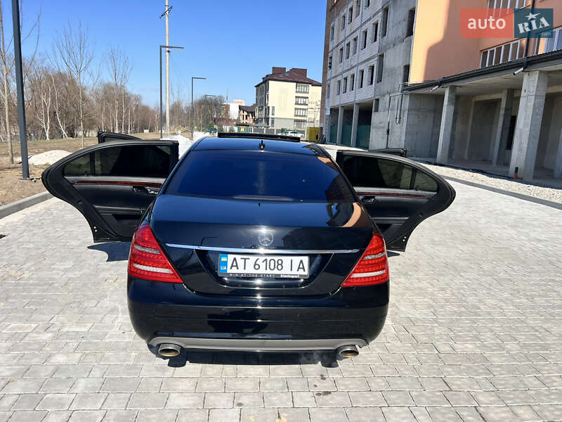 Седан Mercedes-Benz S-Class 2008 в Ивано-Франковске