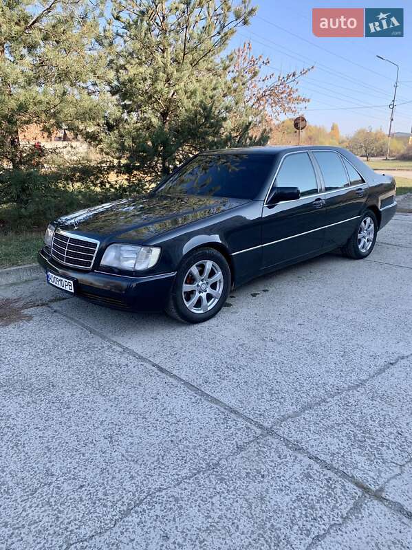 Mercedes-Benz S-Class 1992