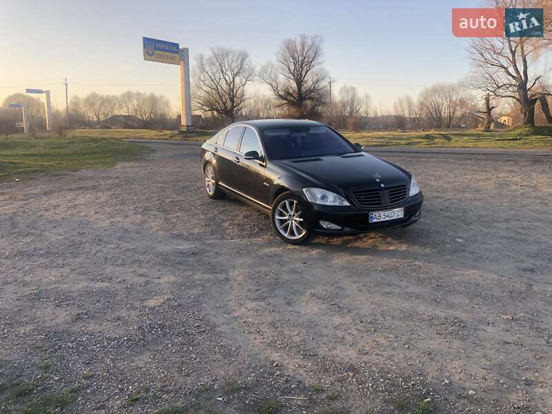 Mercedes-Benz S-Class 2008
