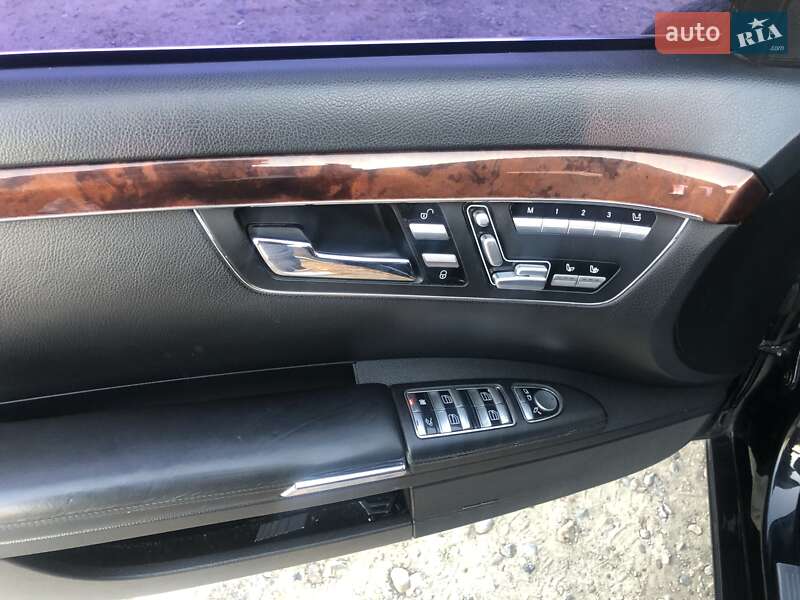 Седан Mercedes-Benz S-Class 2008 в Виннице