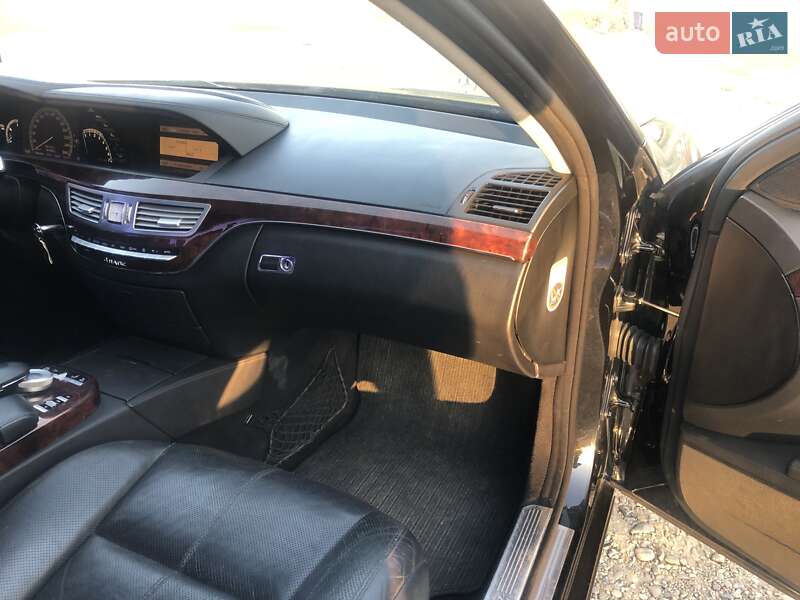 Седан Mercedes-Benz S-Class 2008 в Виннице