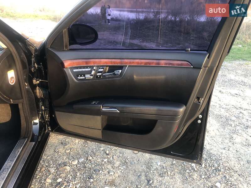 Седан Mercedes-Benz S-Class 2008 в Виннице