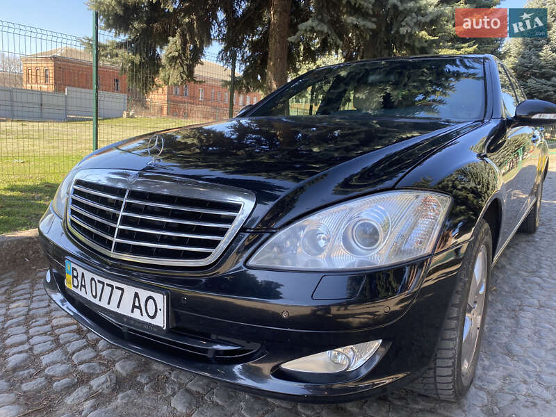 Седан Mercedes-Benz S-Class 2008 в 