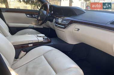 Седан Mercedes-Benz S-Class 2008 в 