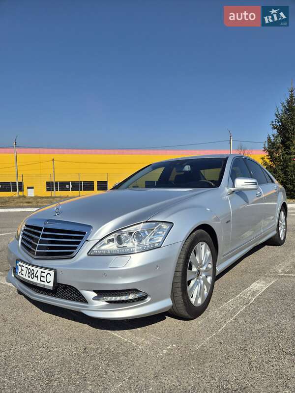 Седан Mercedes-Benz S-Class 2011 в Черновцах