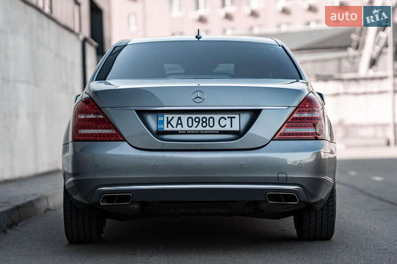 Седан Mercedes-Benz S-Class 2010 в Киеве