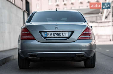 Седан Mercedes-Benz S-Class 2010 в 