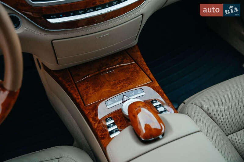 Седан Mercedes-Benz S-Class 2010 в Киеве