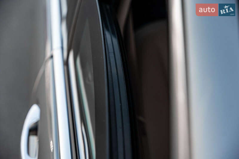Седан Mercedes-Benz S-Class 2010 в Киеве