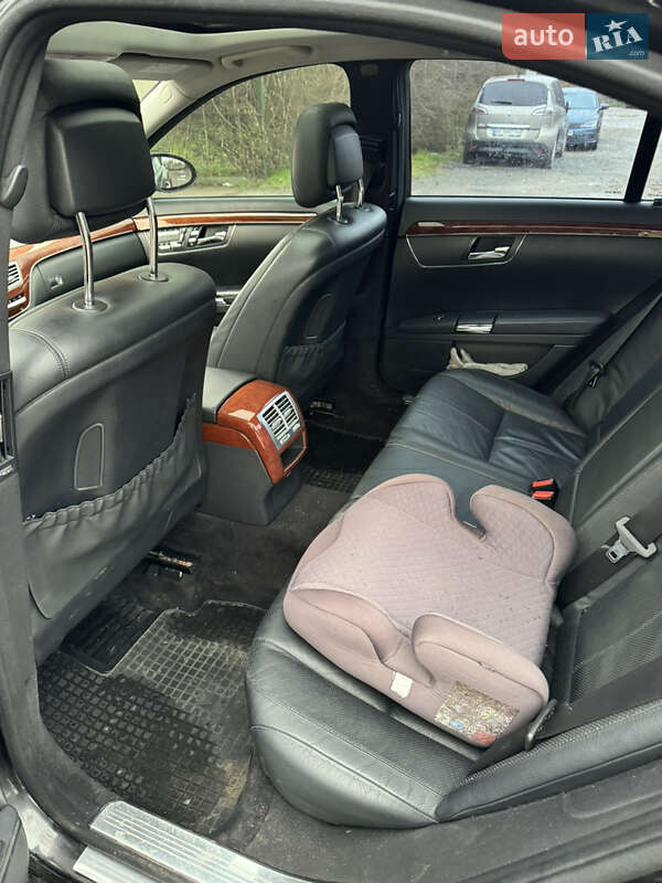 Седан Mercedes-Benz S-Class 2009 в Львові