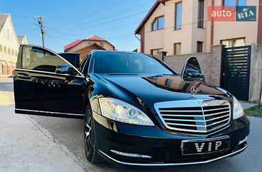 Седан Mercedes-Benz S-Class 2011 в 