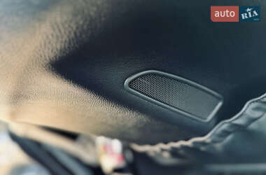 Седан Mercedes-Benz S-Class 2011 в 