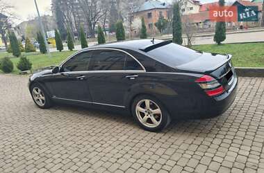 Седан Mercedes-Benz S-Class 2006 в 