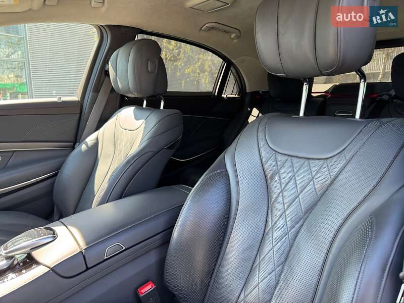 Седан Mercedes-Benz S-Class 2018 в Києві