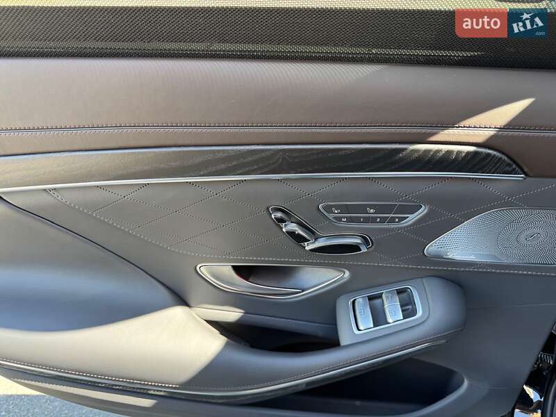 Седан Mercedes-Benz S-Class 2018 в Києві