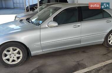 Седан Mercedes-Benz S-Class 2003 в 