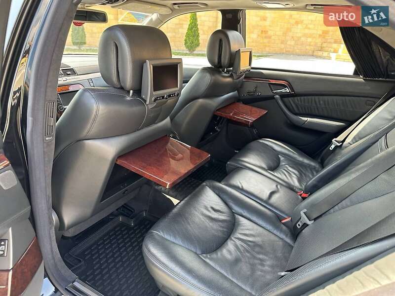 Седан Mercedes-Benz S-Class 2004 в Рени