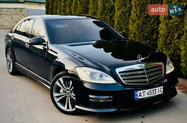 Седан Mercedes-Benz S-Class 2006 в 