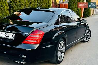 Седан Mercedes-Benz S-Class 2006 в 