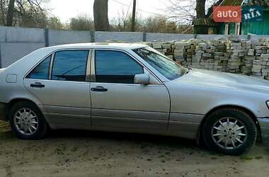 Седан Mercedes-Benz S-Class 1995 в Чернігові
