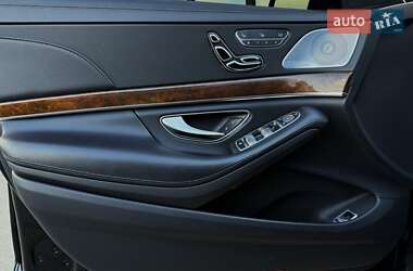 Седан Mercedes-Benz S-Class 2013 в 