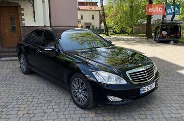 Седан Mercedes-Benz S-Class 2008 в 