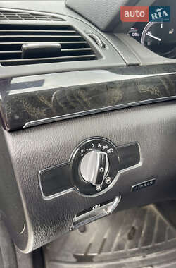 Седан Mercedes-Benz S-Class 2011 в 