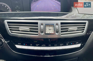 Седан Mercedes-Benz S-Class 2011 в 