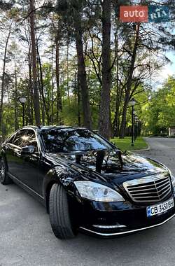 Седан Mercedes-Benz S-Class 2013 в 