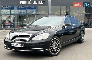 Седан Mercedes-Benz S-Class 2012 в 