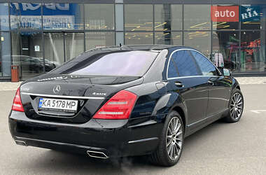 Седан Mercedes-Benz S-Class 2012 в 