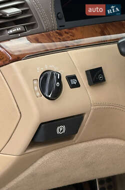 Седан Mercedes-Benz S-Class 2004 в 