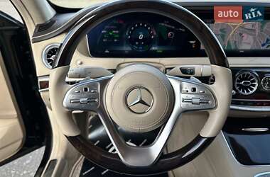 Седан Mercedes-Benz S-Class 2019 в 